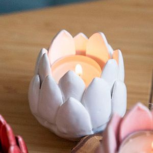 Керамический подсвечник ЦАРСТВЕННЫЙ ЛОТОС под чайную свечу, белый, 7 см