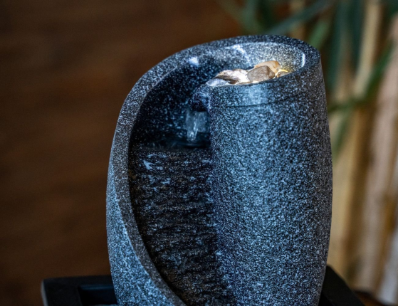 Настольный мини-фонтан с подсветкой ДИОНА, холодная  белая  LED-подсветка, 17.5x20.5x25 см
