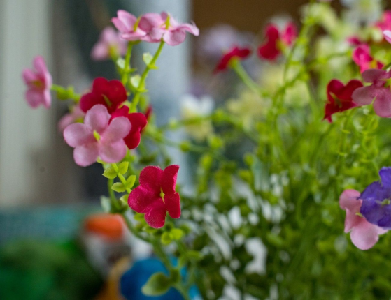 Искусственные полевые цветы ЛЕТНЕЕ ОЧАРОВАНИЕ в розовом горшке, полиэстер, розовые, 22 см