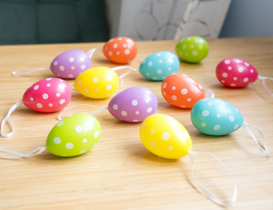 Декоративные пасхальные яйца ГОРОШКОВОЕ НАСТРОЕНИЕ, пластиковые, 6 см (12 шт.)