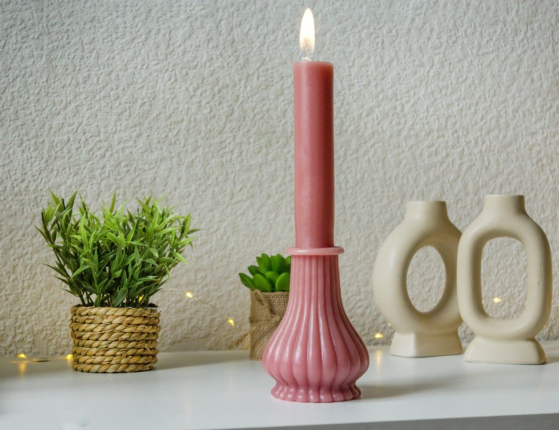 Декоративная свеча АНТИЧНОЕ ИЗЯЩЕСТВО с рифлёным основанием, розовый бархат, парафин, 25 см