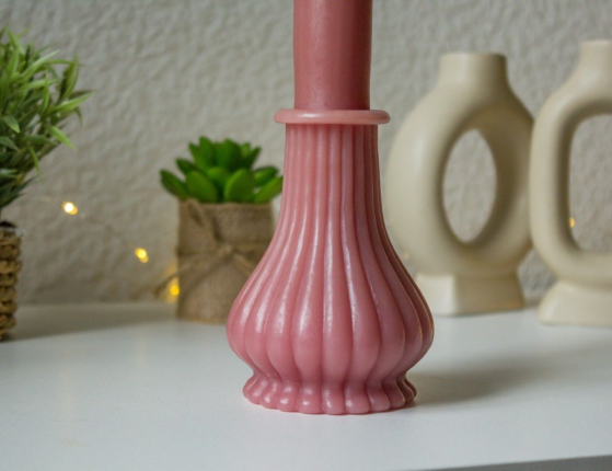 Декоративная свеча АНТИЧНОЕ ИЗЯЩЕСТВО с рифлёным основанием, розовый бархат, парафин, 25 см