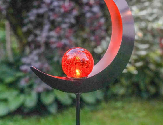 Садовый светильник на солнечной батарее Solar ФЛАММЕ МУН, металл, 93 см